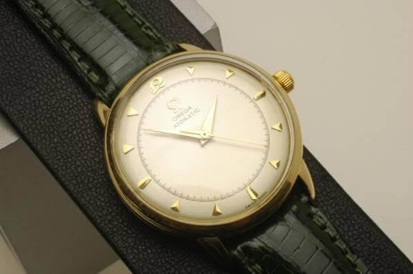 Omega Wristwatch Bumper Auto Movement 14k Gold Case 1950s - Murphy Johnson Watches Co.