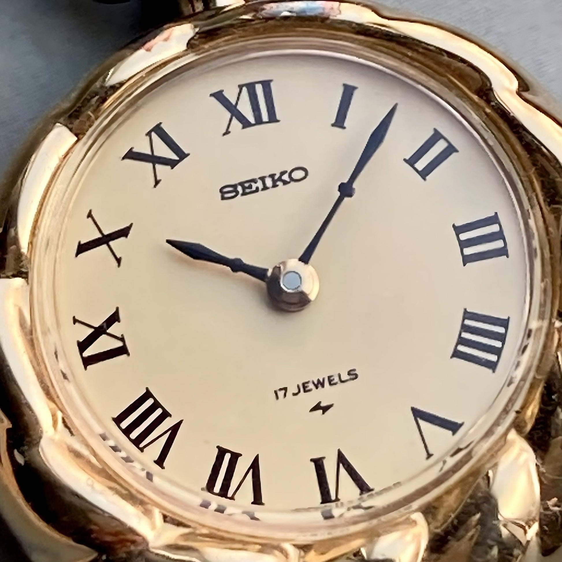 Seiko Pocket Watch Pendant Watch with Chain Case 23mm Vintage Gold - Murphy Johnson Watches Co.
